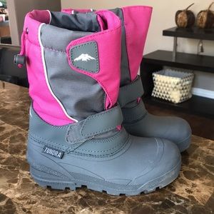Tundra Quebec girls winter boots - ONLY WORN ONCE